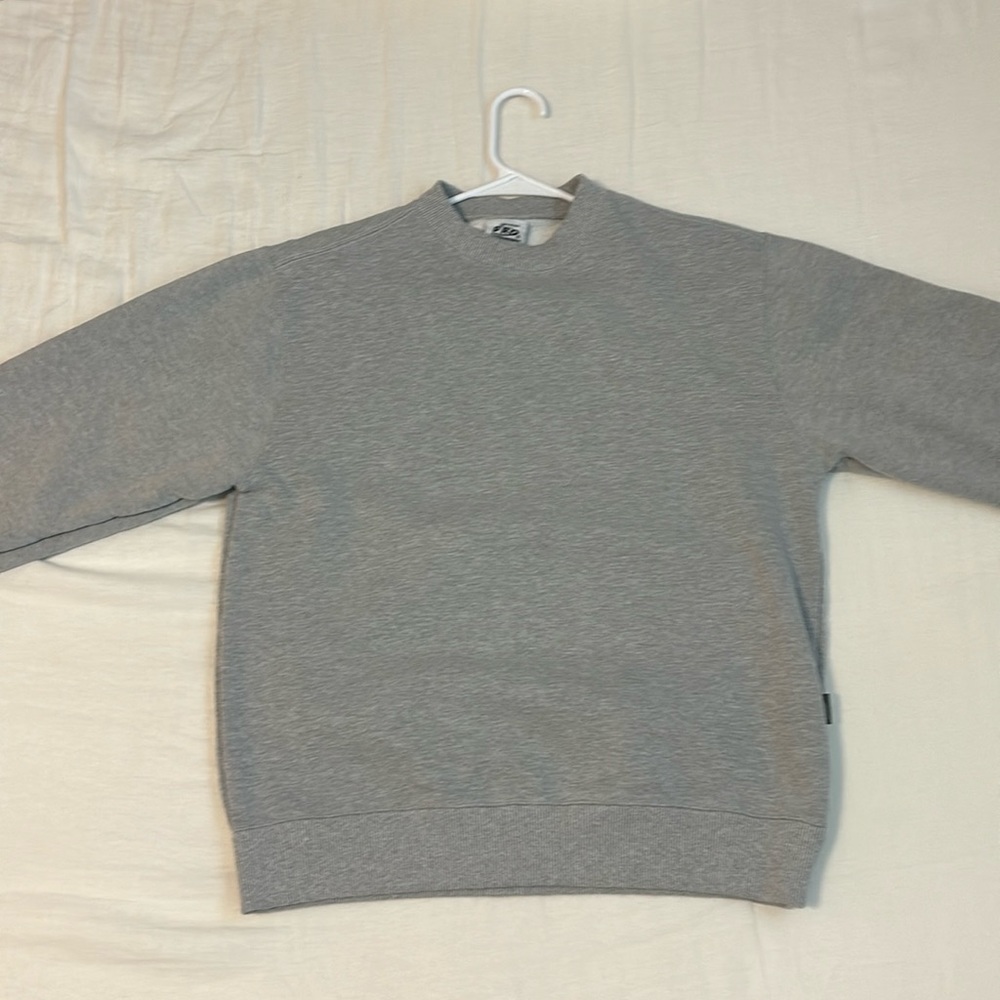 Gray Pro crew neck